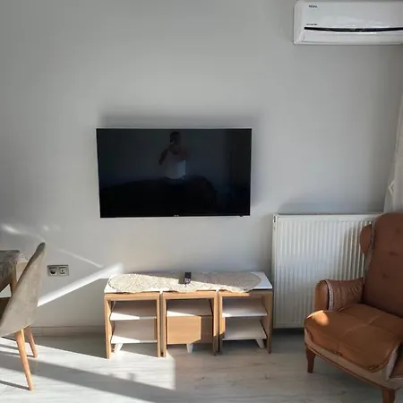 Διαμέρισμα Beautiful Renovated Flat,New Furniture, Stunning View Προύσα