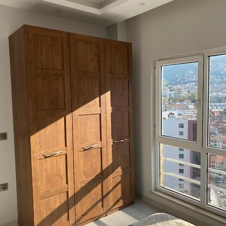 Beautiful Renovated Flat,New Furniture, Stunning View *